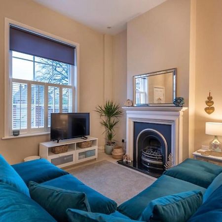 Choristers Mews: Luxury Cottage A Stones Throw From The Cathedral! Lincoln Exteriér fotografie