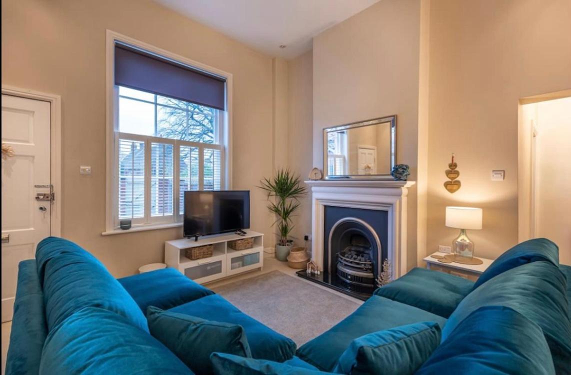 Choristers Mews: Luxury Cottage A Stones Throw From The Cathedral! Lincoln Exteriér fotografie