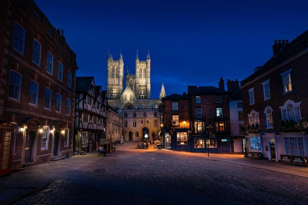 Choristers Mews: Luxury Cottage A Stones Throw From The Cathedral! Lincoln Exteriér fotografie