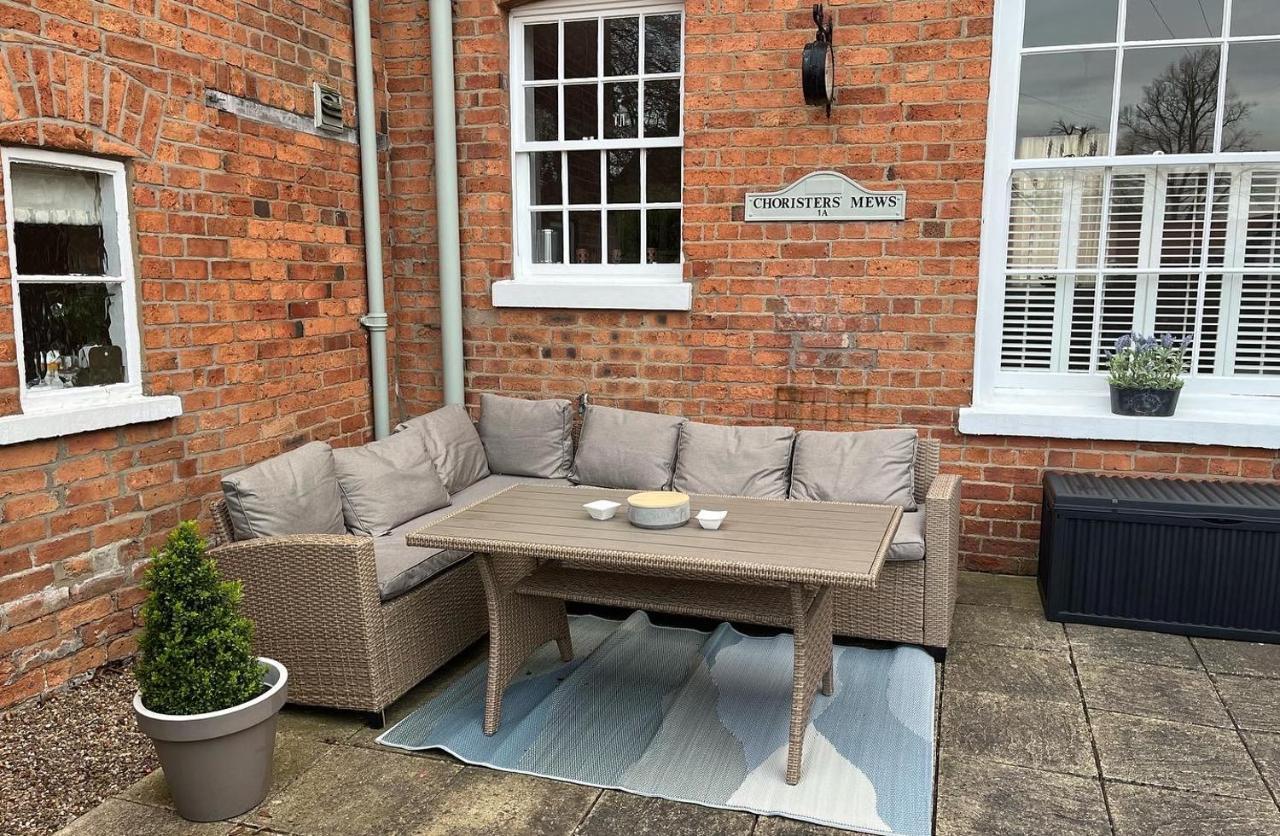 Choristers Mews: Luxury Cottage A Stones Throw From The Cathedral! Lincoln Exteriér fotografie